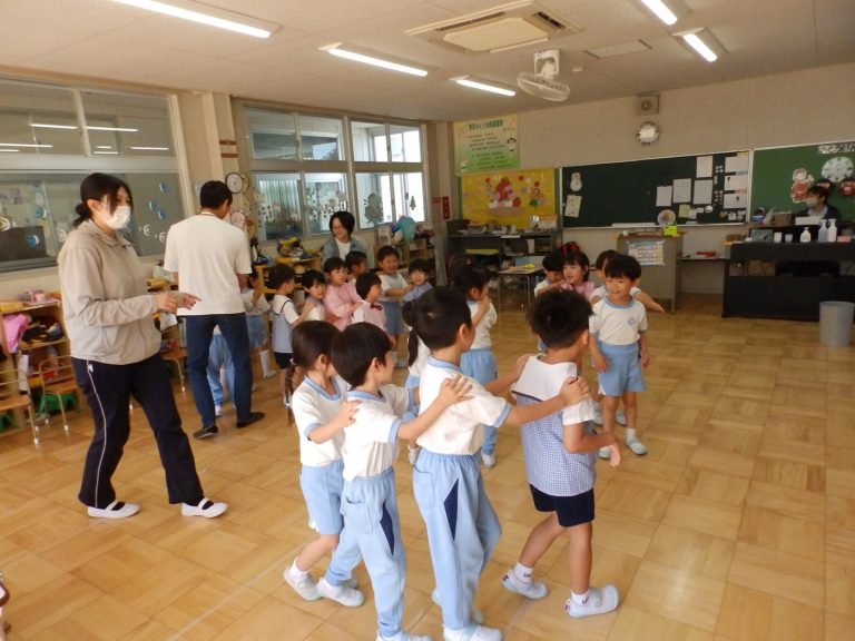 誕生会　③　すみれ組