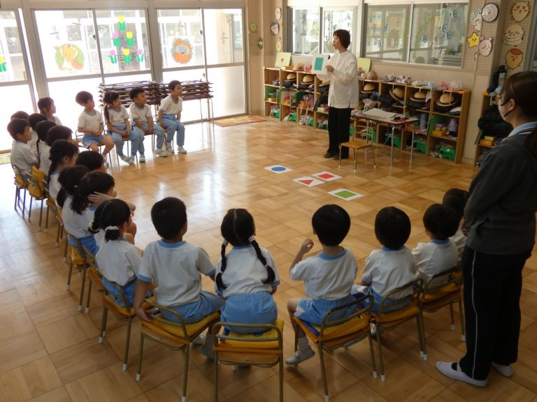 英語レッスン　⑦　すみれ組