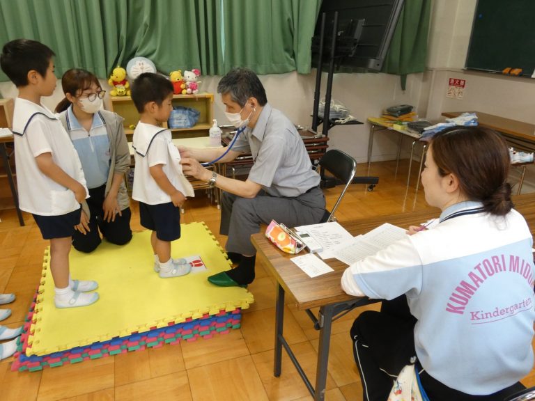 内科検診　⑳　すみれ組