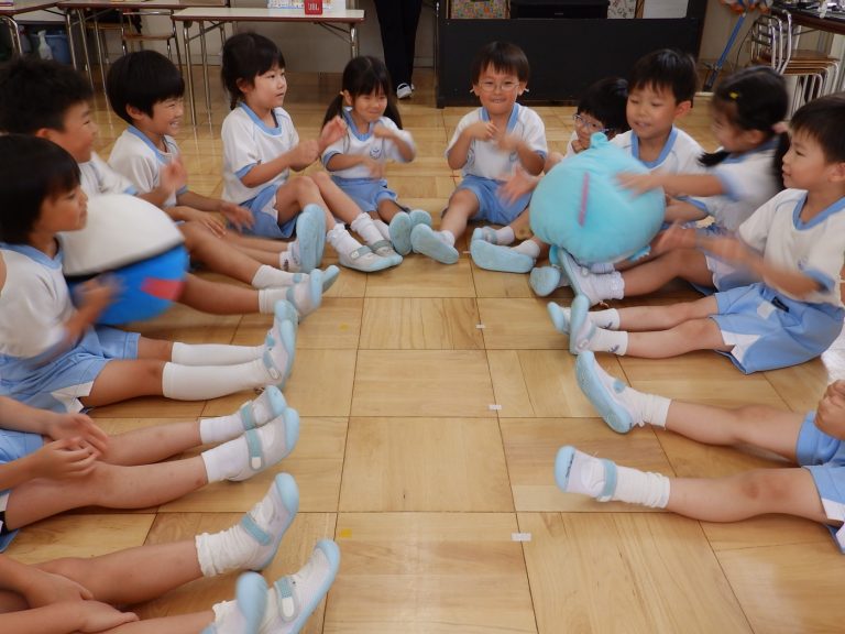 保育の様子　⑦　すみれ組