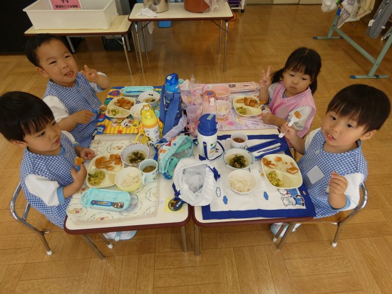 保育の様子　⑱　もも組