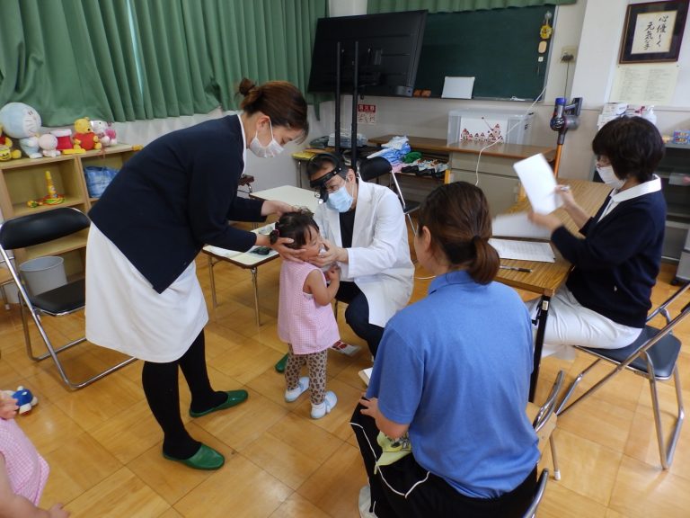 耳鼻咽喉科検診 ⑪ ばら組