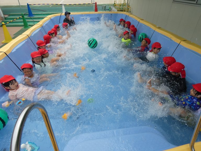 水遊び　⑫　すみれ組