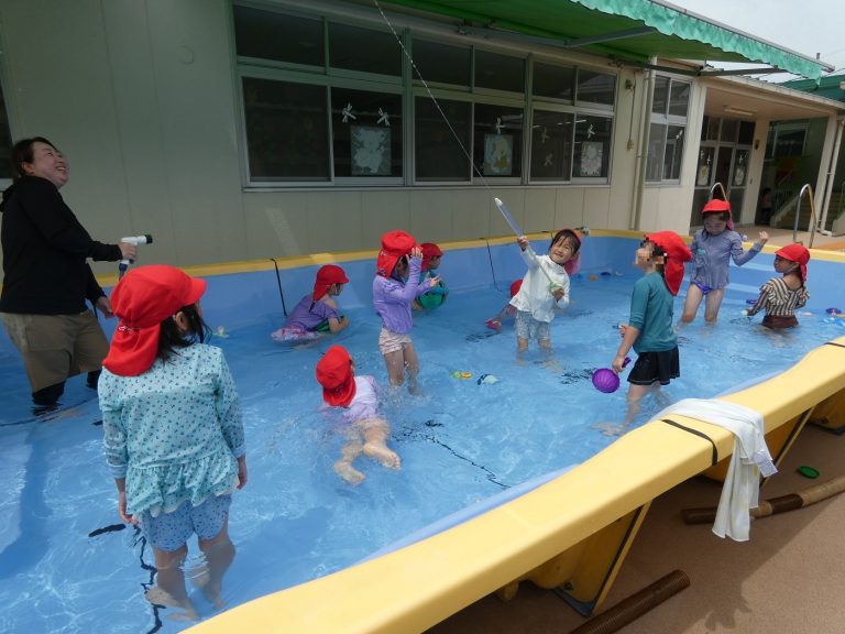 水遊び　②　ゆり組