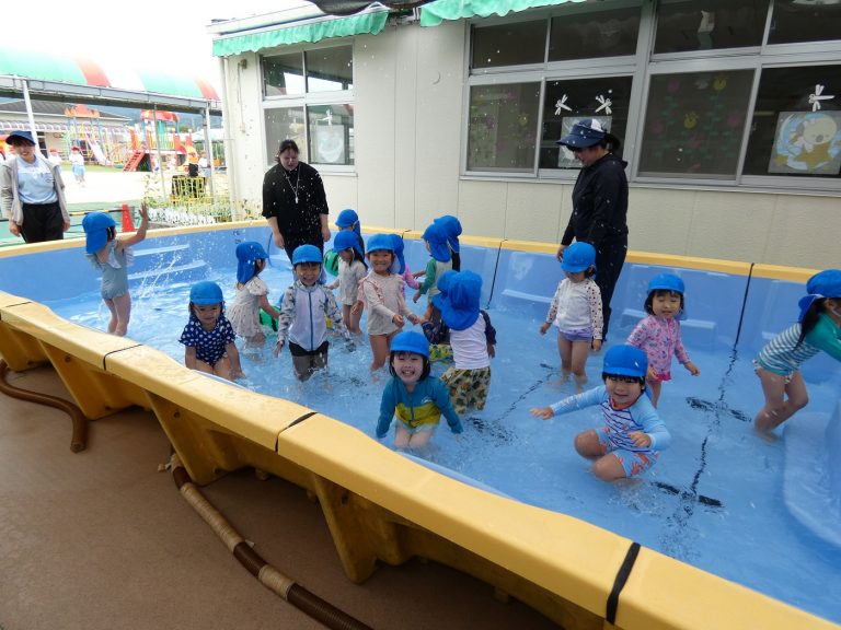 水遊び　⑨　さくら組