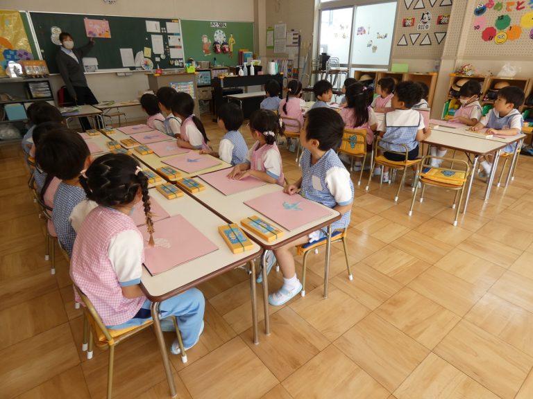 保育の様子　①　すみれ組