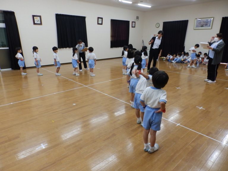 鼓笛指導　⑧　年長組
