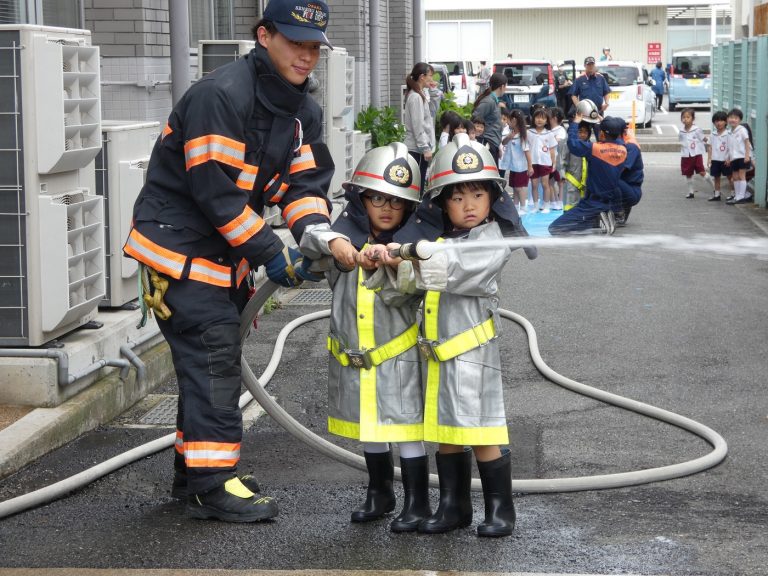 消防署見学　④　ゆり組