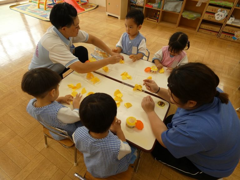 保育の様子　⑱　もも組