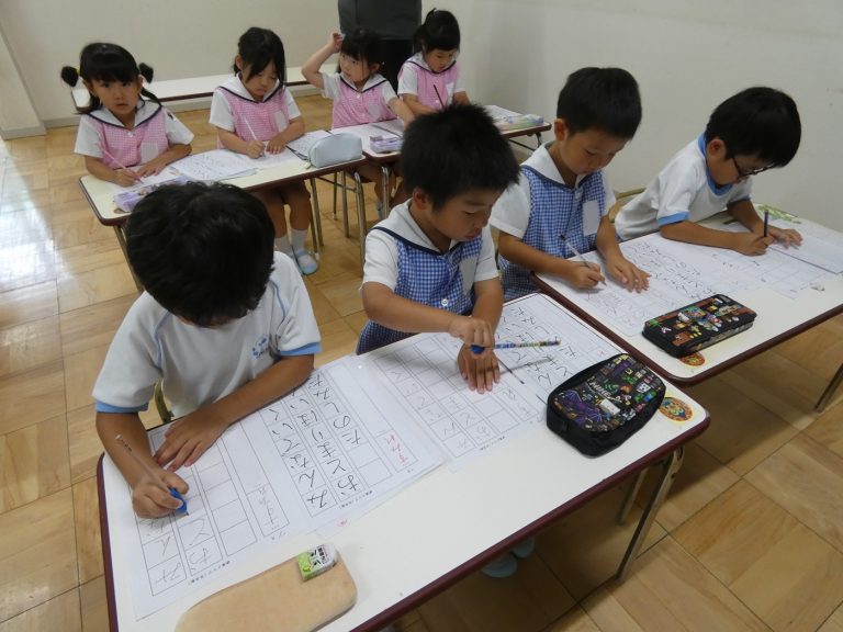 クラブの様子　⑧　硬筆クラブ