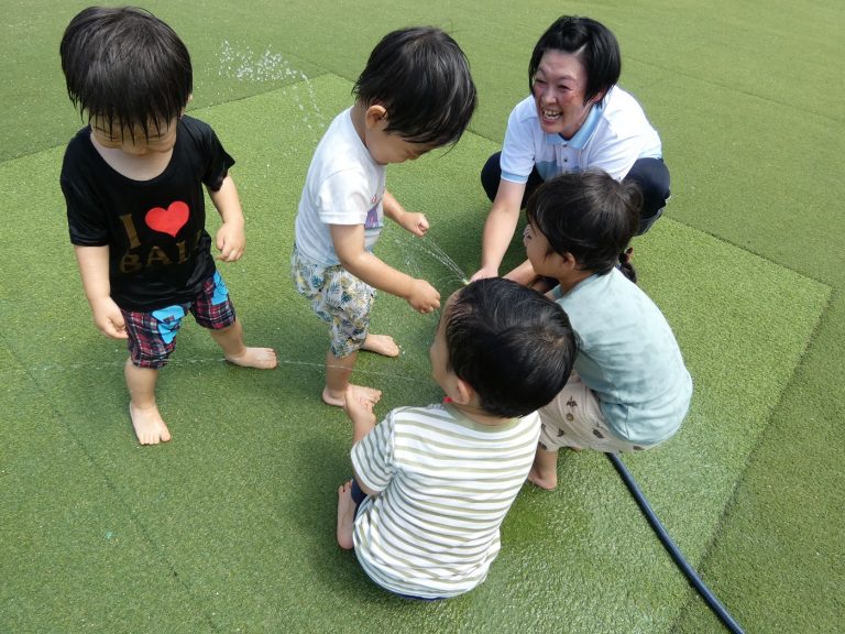 保育の様子　⑩　もも組