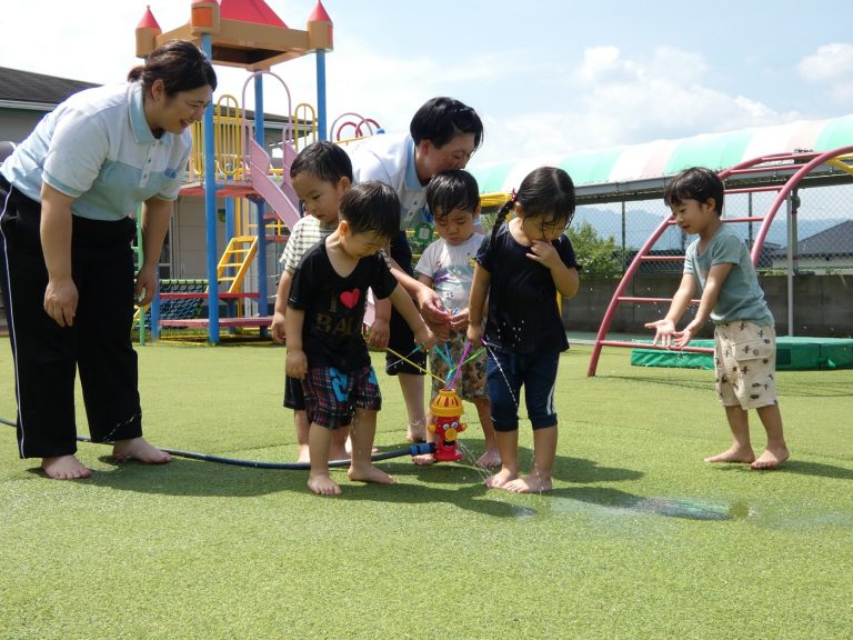 保育の様子　⑪　もも組
