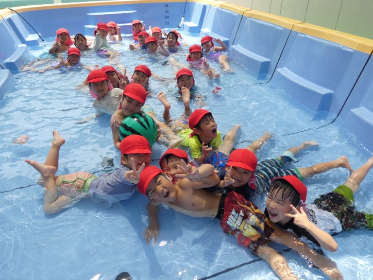 水遊び　③　すみれ組