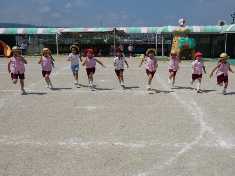 外遊び　⑤　年長組