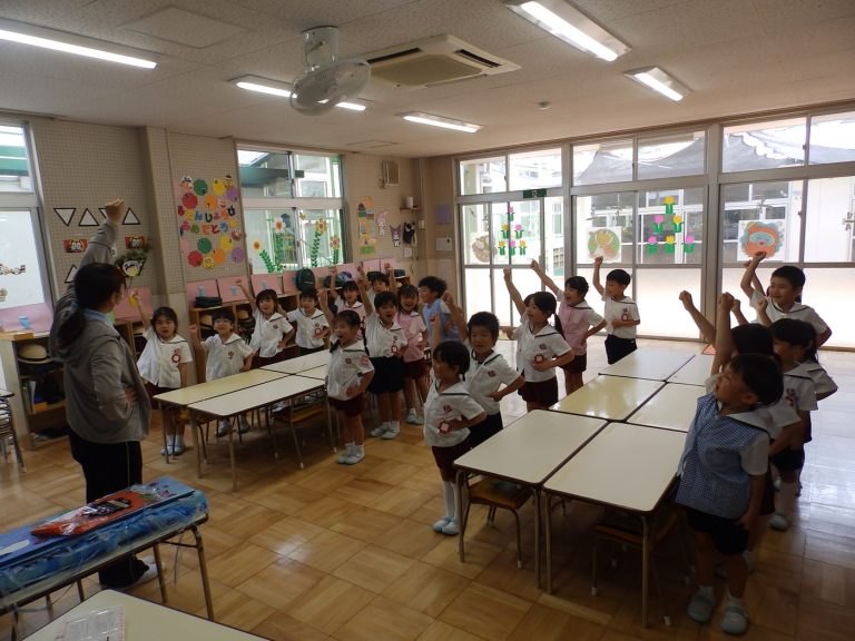 保育の様子　③　すみれ組