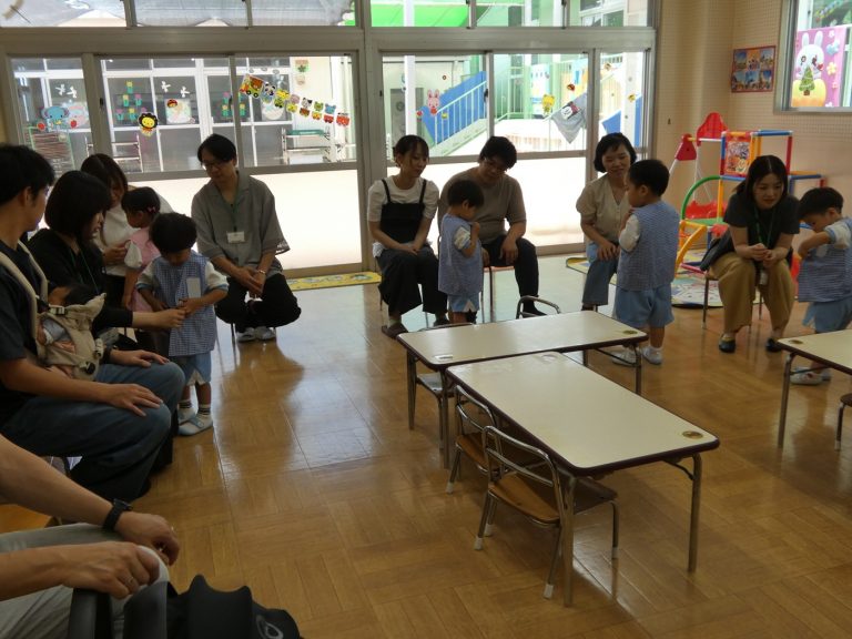 給食参観　⑥　もも組