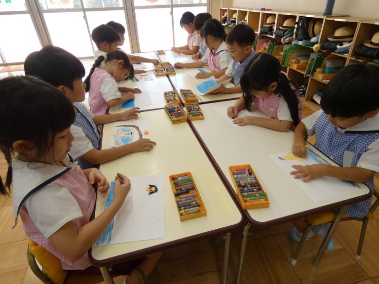 保育の様子　⑥　すみれ組