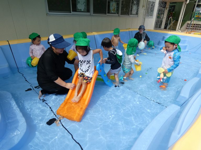 水遊び　⑪　もも組