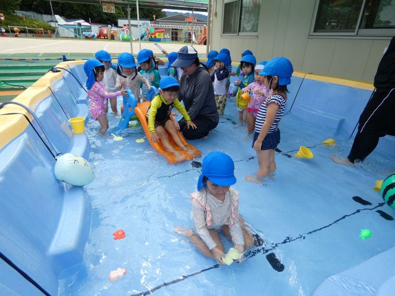 水遊び　⑥　さくら組