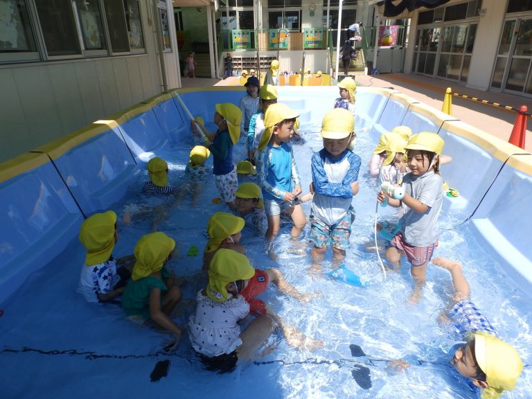 水遊び　④　年中組