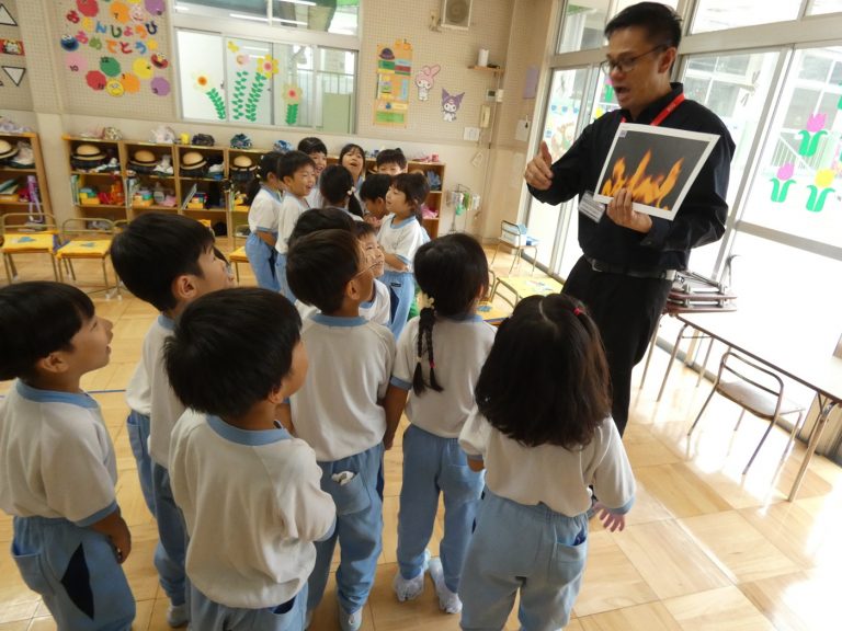 英語レッスン　⑩　すみれ組