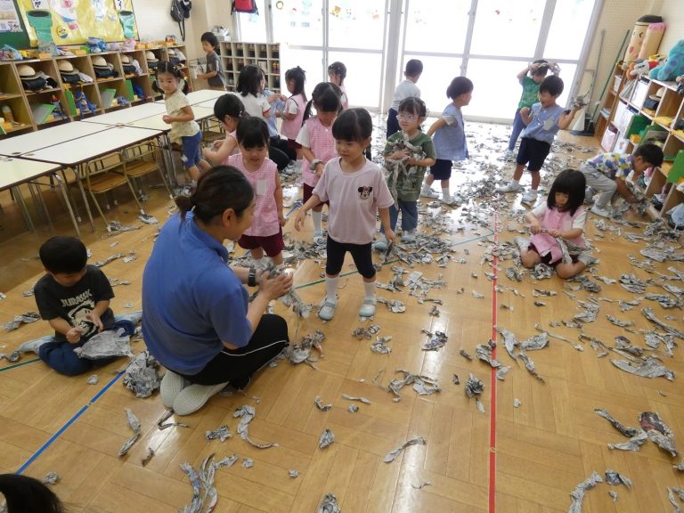 保育の様子　⑥　ばら組