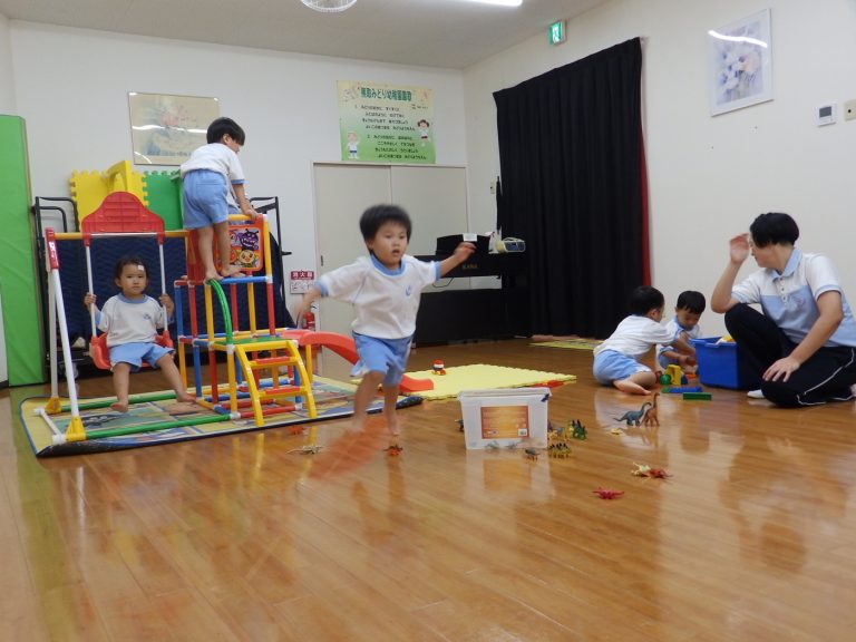 保育の様子　⑮　もも組