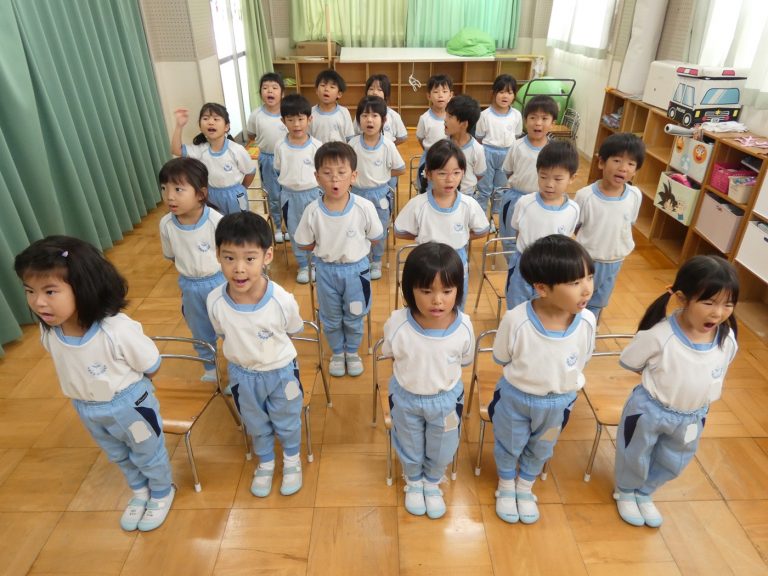 音楽指導　②　すみれ組