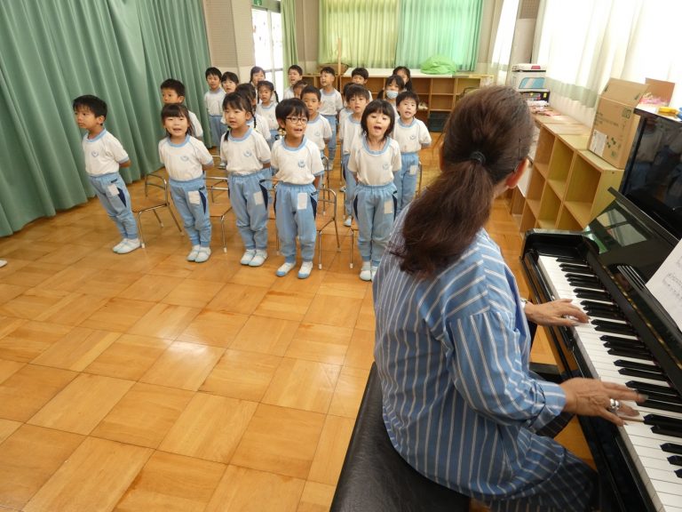 音楽指導　⑦　ゆり組