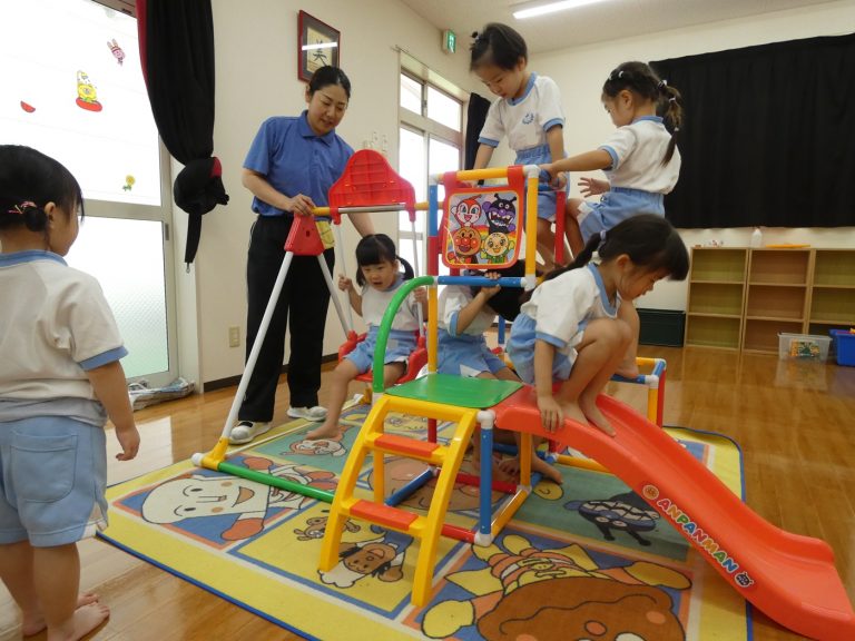 保育の様子　⑭　ばら組