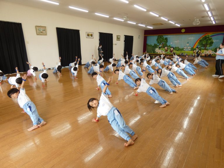保育の様子　⑪　年長組