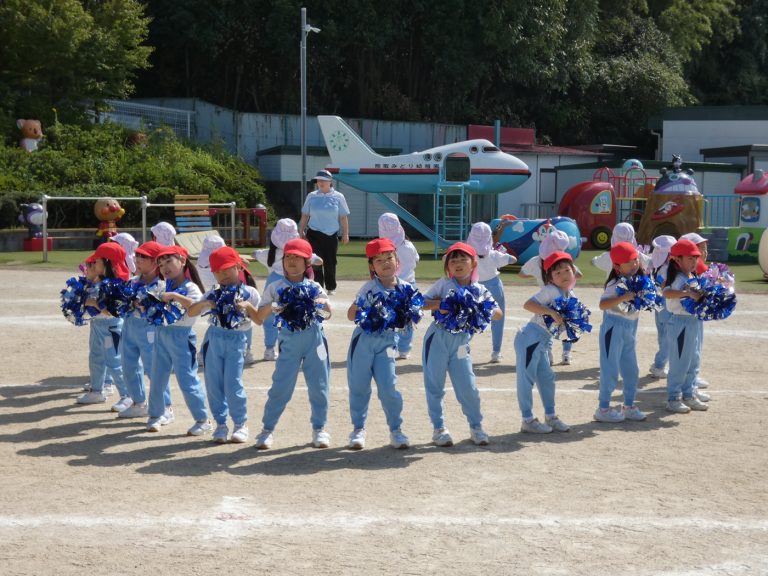 運動会の練習　⑩　すみれ組　女の子