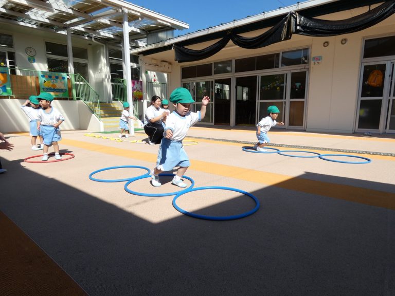 保育の様子　㉒　もも組
