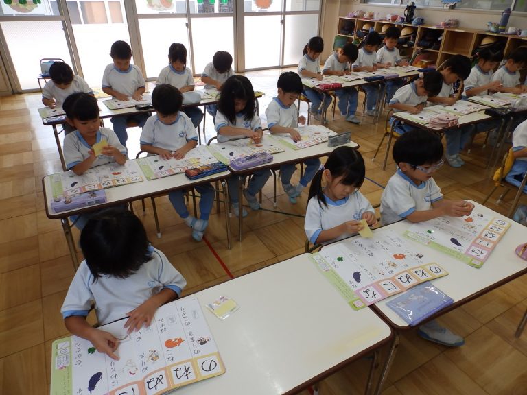 保育の様子　②　すみれ組