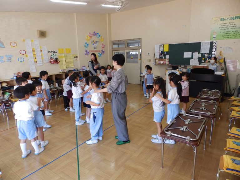 誕生会　⑥　ゆり組